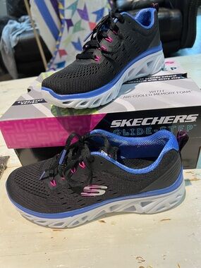 Skechers Glide-Step Black Sneakers with Blue Lining and Pink Accents
